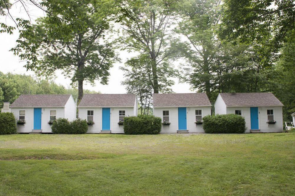 Lincolnville Motel Exterior photo